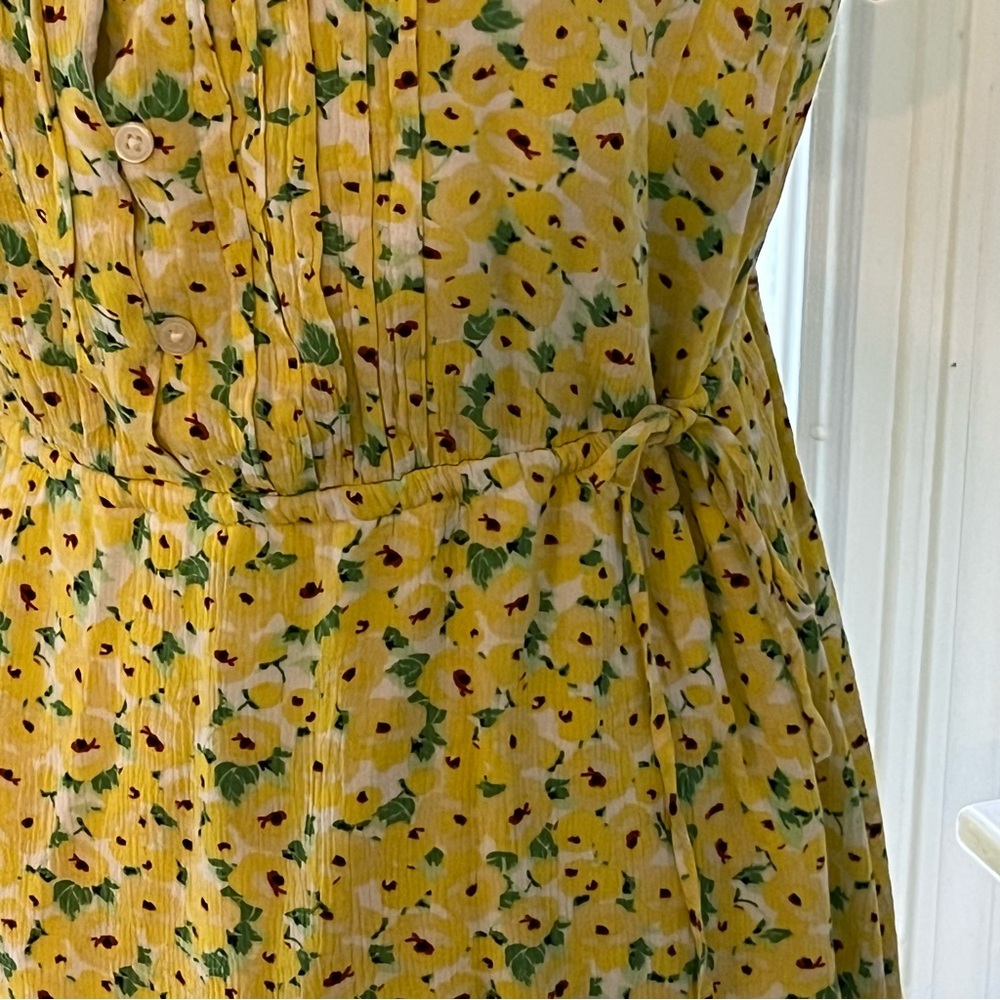 Loft Floral Pintucked Side Tie Dress yellow size medium liner shows underneath - Picture 5 of 11